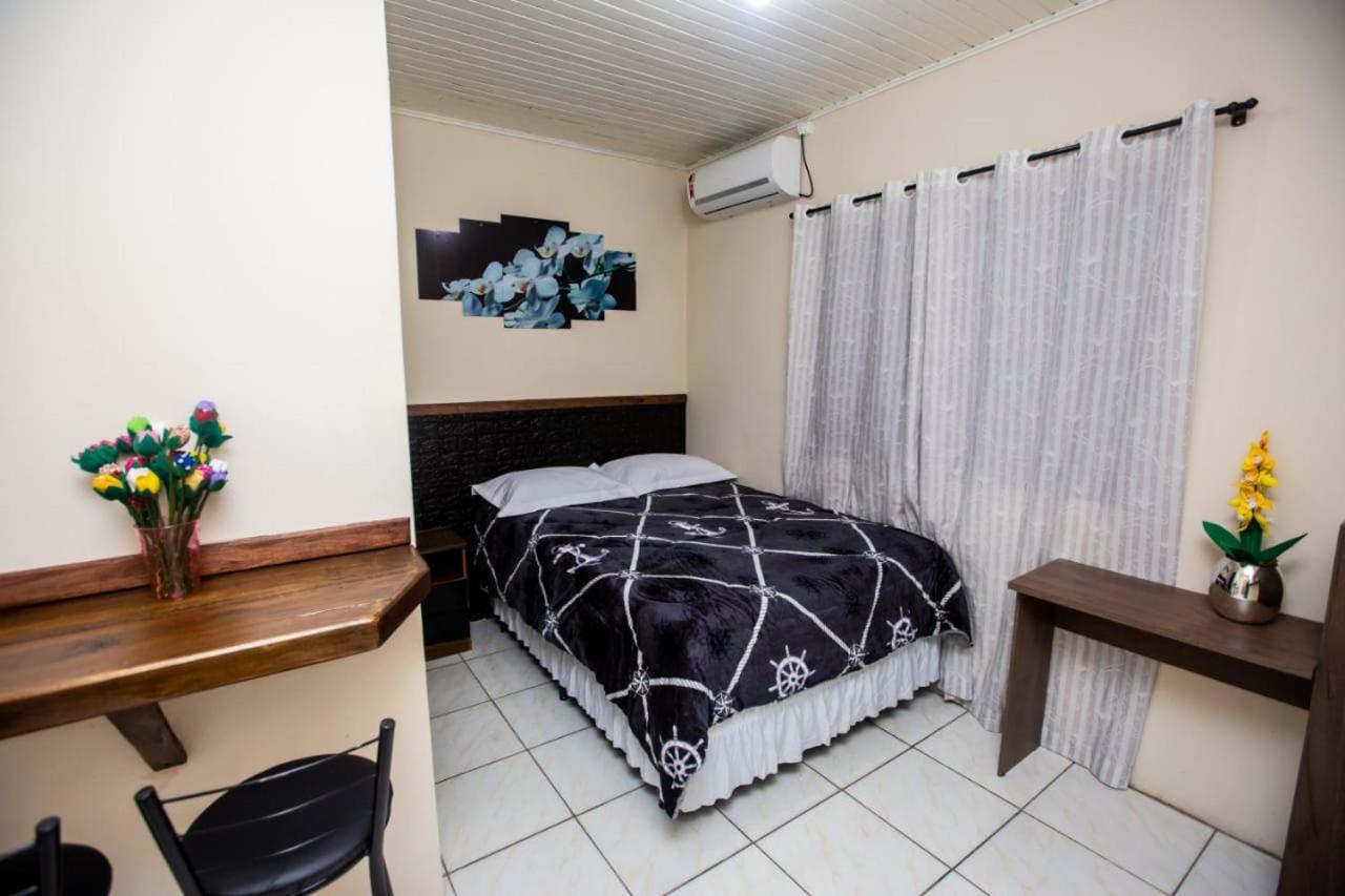 Hostel Castelo Ltda 劳鲁米莱 外观 照片
