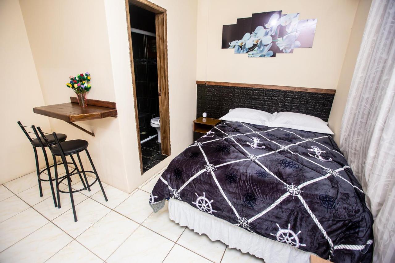Hostel Castelo Ltda 劳鲁米莱 外观 照片