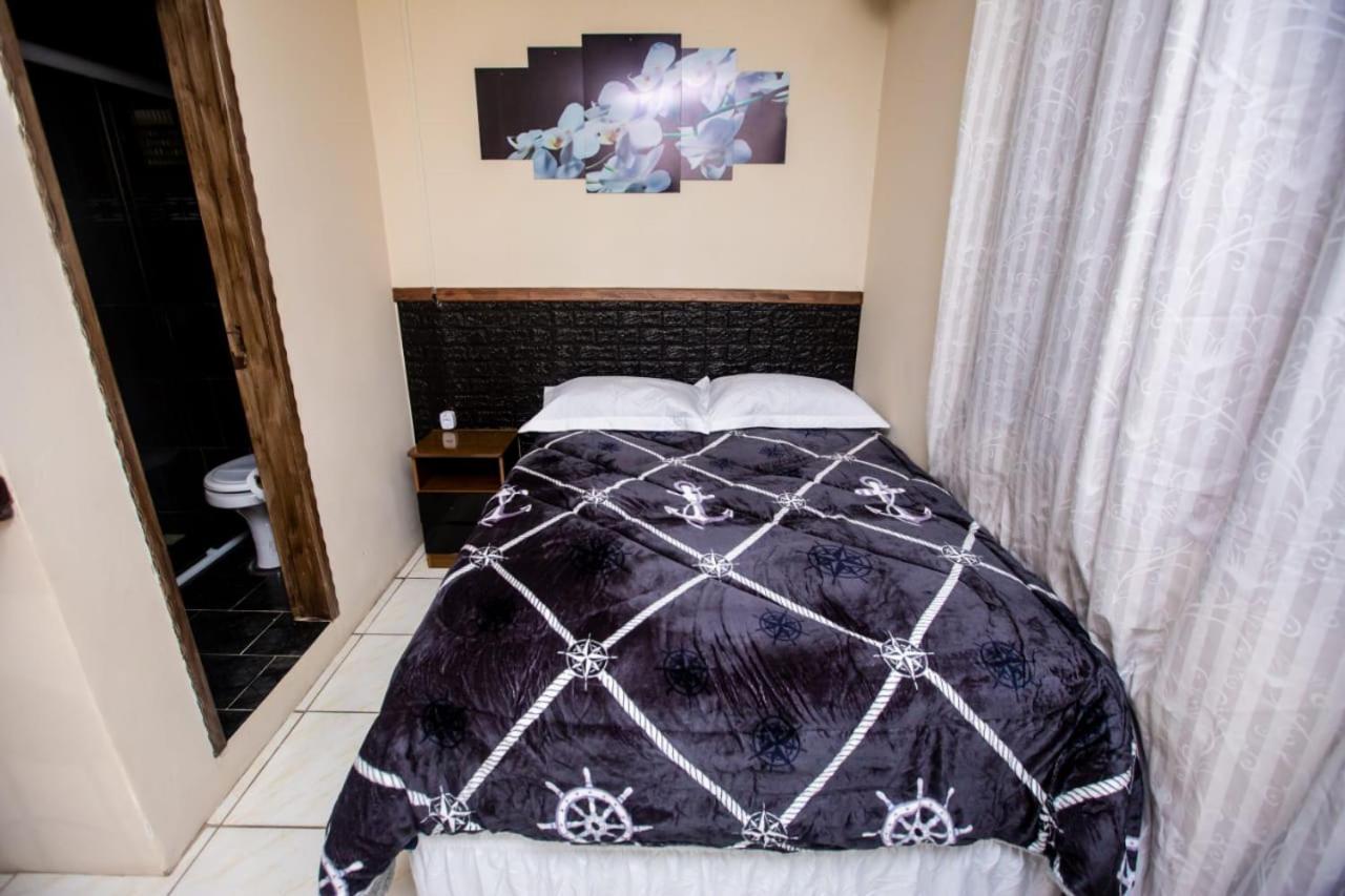 Hostel Castelo Ltda 劳鲁米莱 外观 照片
